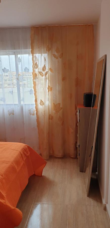Schoene Wohnung Mit Pool , Wi-Fi Und Privat Garage Торевиеха Екстериор снимка