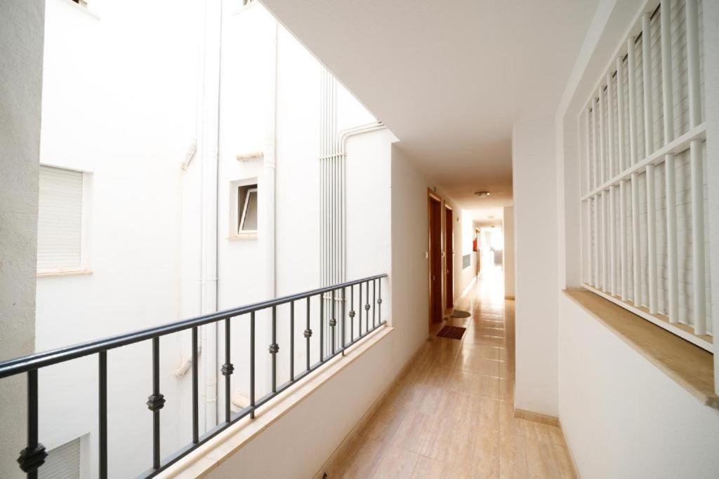Schoene Wohnung Mit Pool , Wi-Fi Und Privat Garage Торевиеха Екстериор снимка